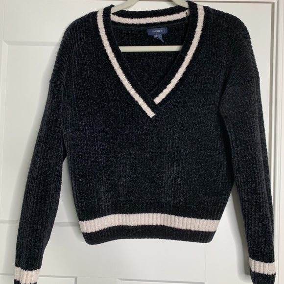 Forever 21 Sweaters - Crop Varsity Sweater